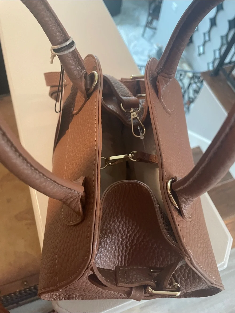 Divina Firenze Pebbled Tan Leather Dome Structured Crossbody Satchel - Picture 6 of 10